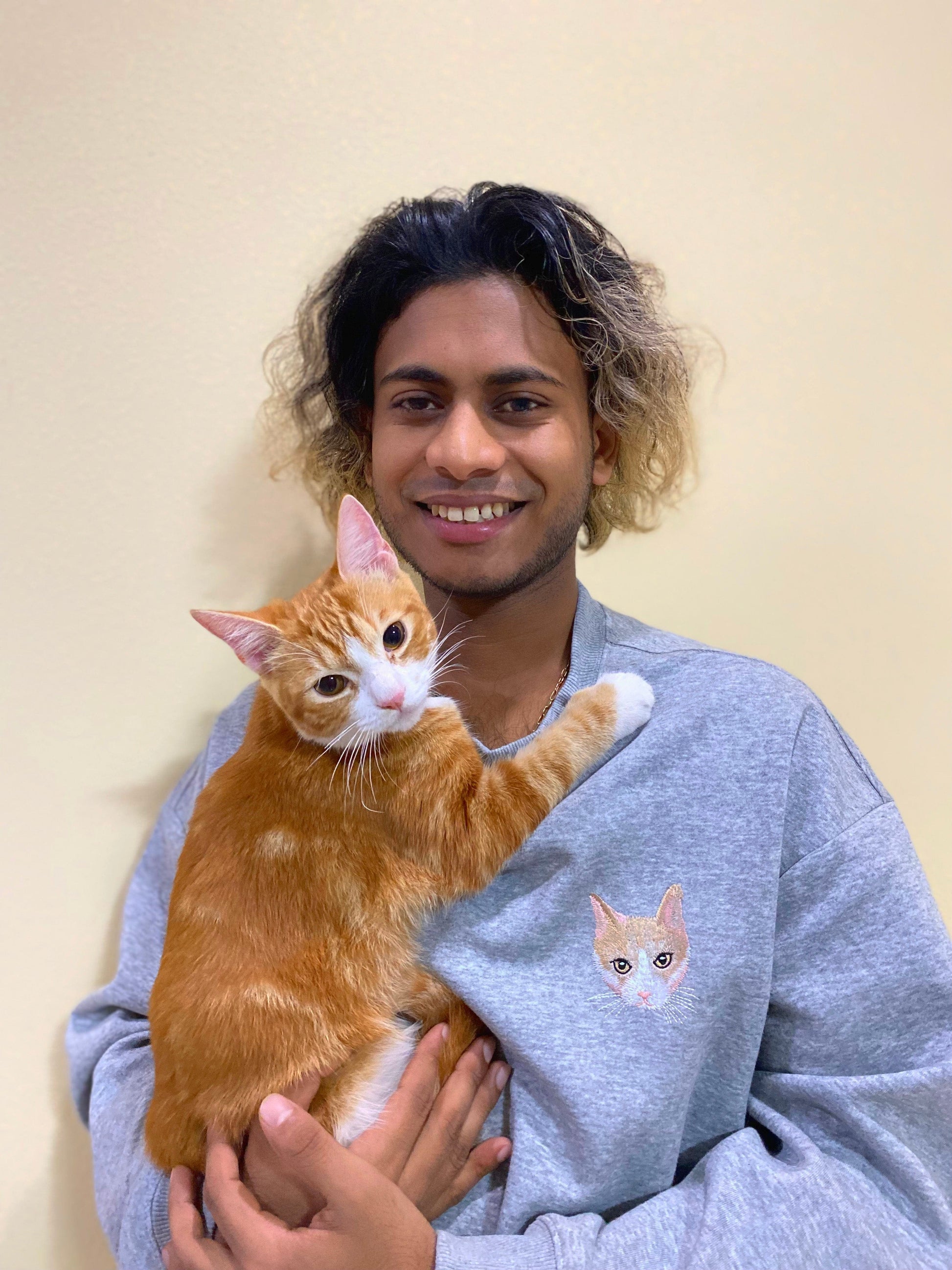 Custom-Embroidered-Pet-Cat-Sweatshirt