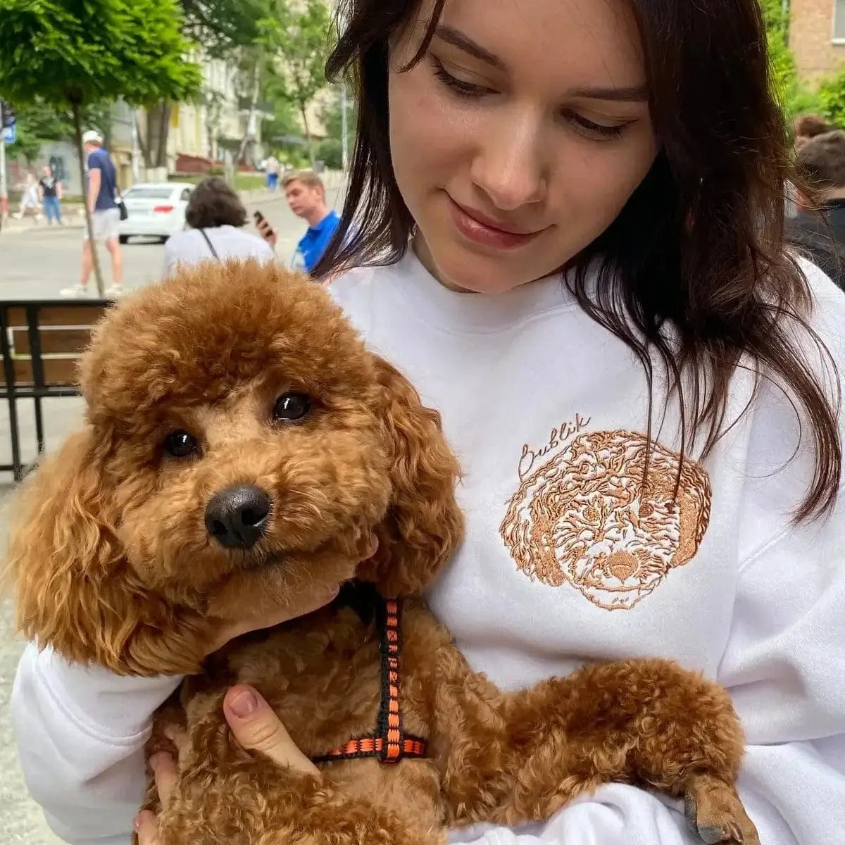 SWEATSHIRT MIT PERSONALISIERTEM HAUSTIERPORTRÄT